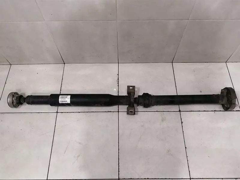 MERCEDES ML63 AMG W164 Propshaft A1644102302 Kardanwelle