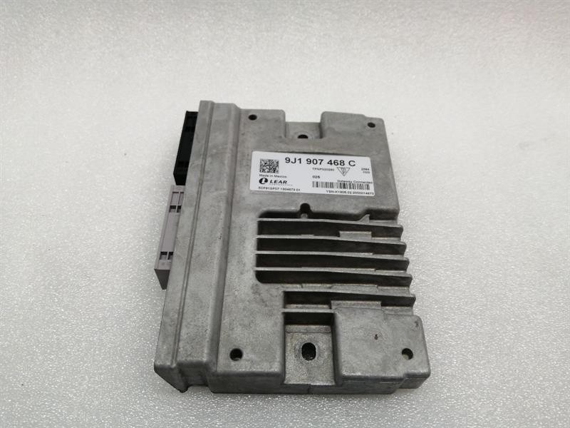 PORSCHE TAYCAN 9J Geteway Connected module 9J1907468C Steuergerät