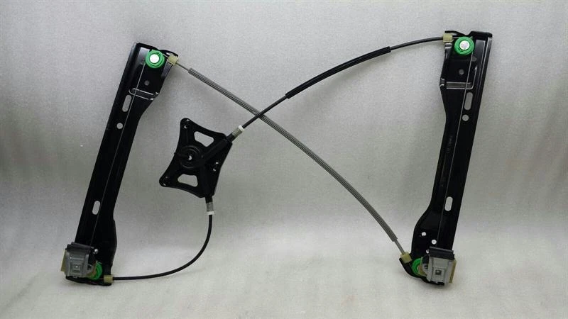 MERCEDES W204 Left Front Door Winder A2047202979 Fensterheber vorne links FLH