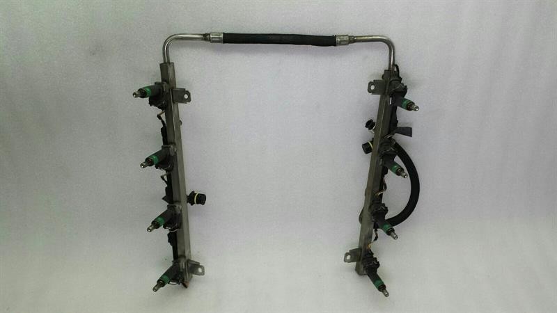 BMW 7er E65 E66 Einspritzleiste Rohr 13537534743 Fuel Rail 7525721 Injector