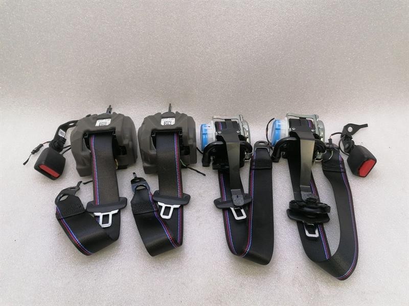 BMW 4 M4 G82 G22 seatbelt set 8097753 Sicherheitsgurt Gurt satz