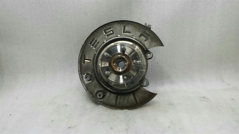 TESLA MODEL S 75 Right Rear Hub 1042507-00-B Radlagergehäuse Hinten Rechts