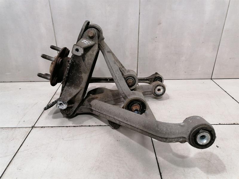 ASTON MARTIN VANTAGE Right Rear Hub 8D33-5A970-AB Radlagergehäuse Hinten Rechts