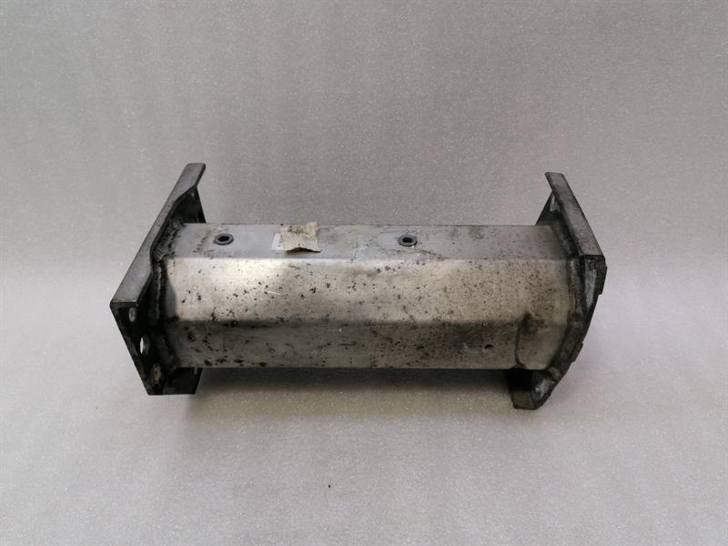 ASTON MARTIN VANTAGE Front Bumper Support Holder 6G33-V17N800-BA Halter Träger