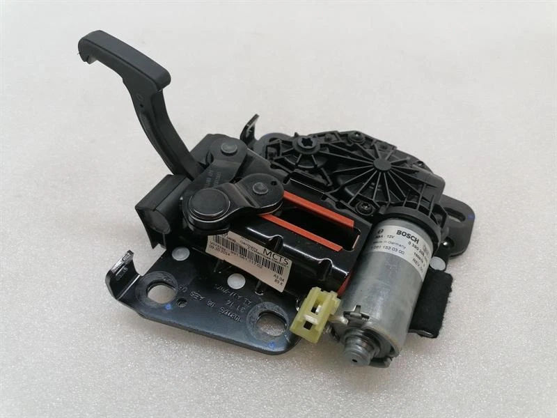 PORSCHE 911 991 99156111700 CABRIO VERDECK SCHLOSS SOFT TOP LOCK ROOF LOCK CATCH - Image 3