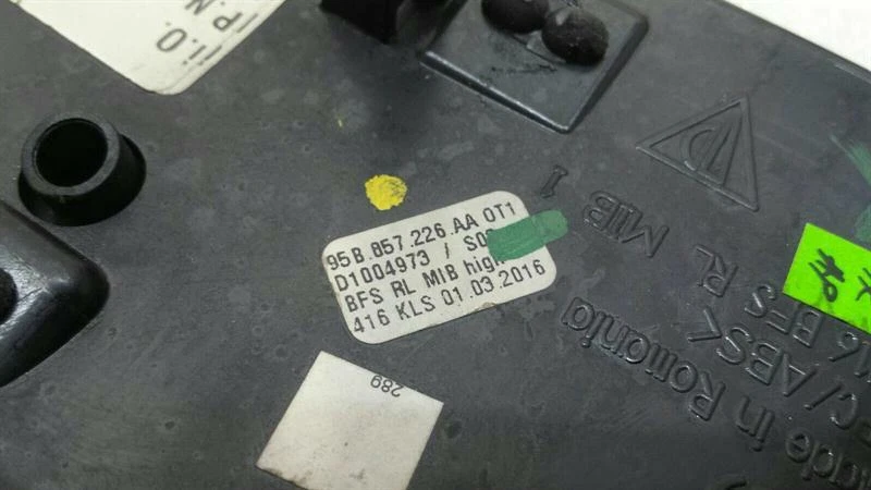 PORSCHE MACAN 95B RHD Dashboard trim set 95B857226AA Rechtslenker Piano Lacquer - Image 7