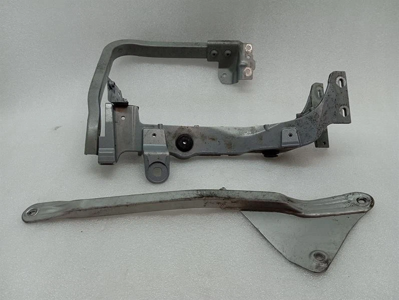 BENTLEY CONTINENTAL GT 18-24 3S 3SD FRH wing Bracket 3SD821226C Halter Rechts - Image 2