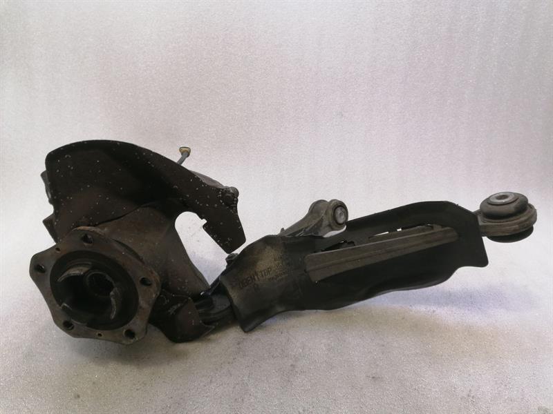 PORSCHE 911 996 Right Front Hub 99634116606 Radlagergehäuse Vorne Re C4S AWD