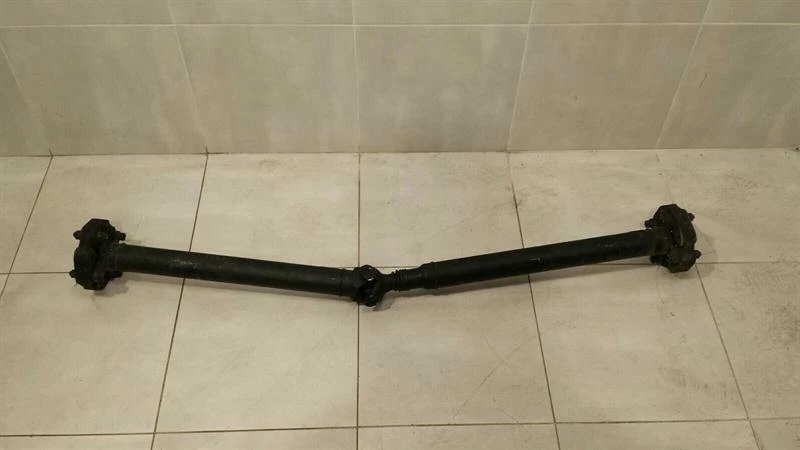 MERCEDES SL R230 Propshaft A2304102706 Kardanwelle SL550 SL500 M273