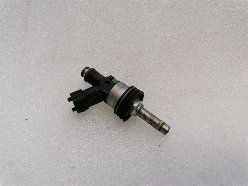 PORSCHE 911 997 Fuel Injector 9A160522100 Einspritzdüse MK2 09-12