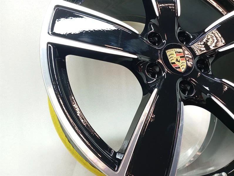 PORSCHE 911 991  Alloy Wheel 99136272200 Alufelge Carrera Spor t8.5JX20 ET49 - Image 4