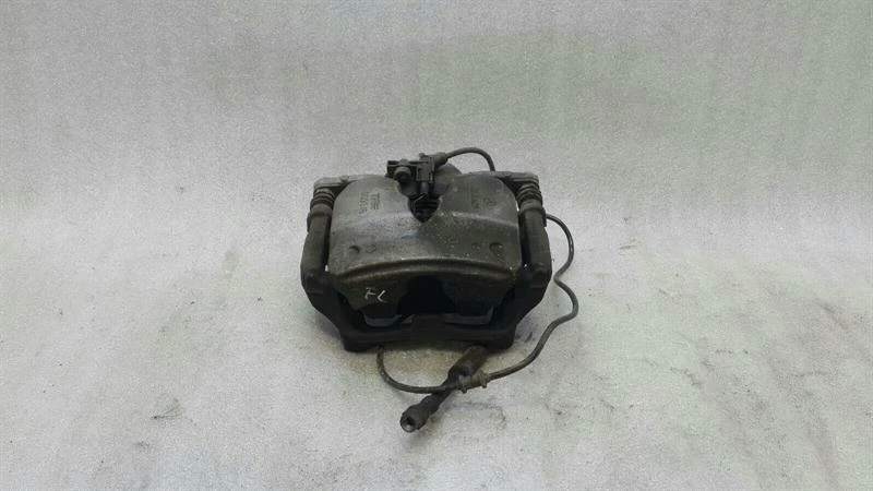 MERCEDES C Class W205 Left Front Caliper A2054210181 Bremssattel Vorne Links .