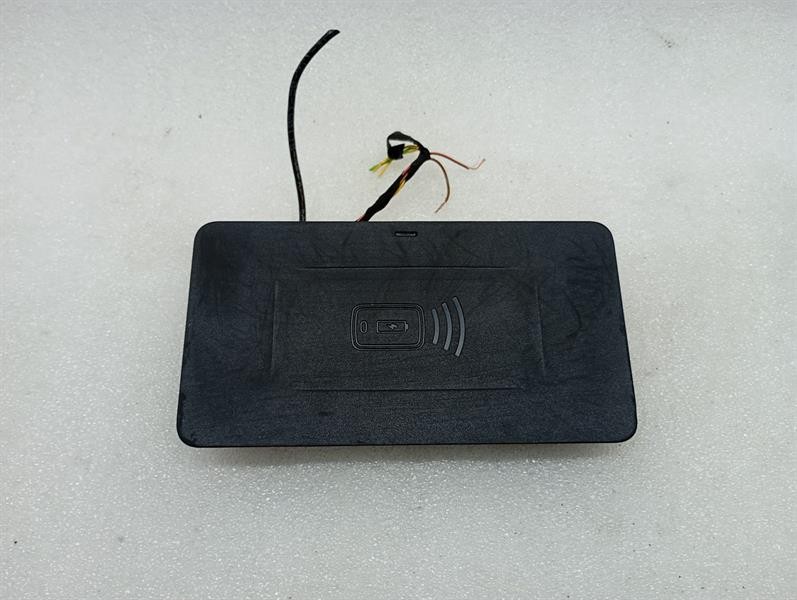 BMW 4 M4 G82 G22 Wireles Charger module 5A1DB18 Steuergerät