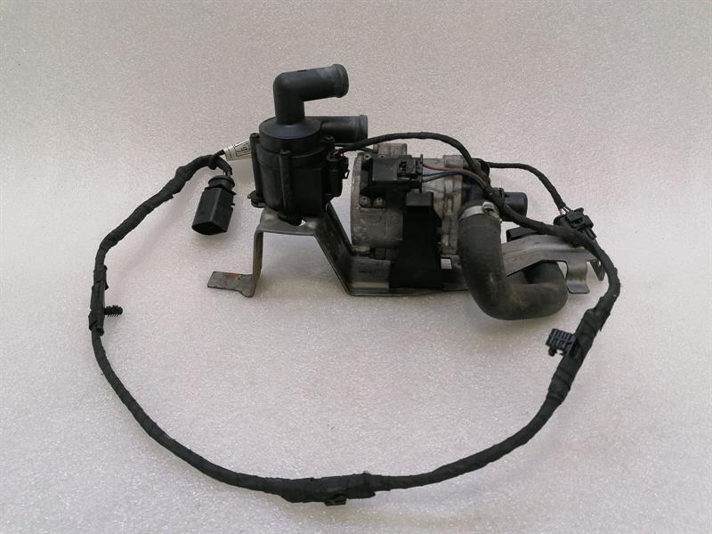 BMW 6 Series F13 Additional cooling pump 2284293 Kühlmittelpumpe Pumpe