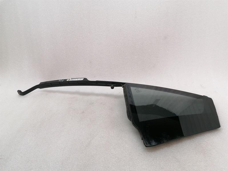 PORSCHE Panamera 971 Left Rear ¼  Glass 971845025H Türscheibe ¼ Hinten LH