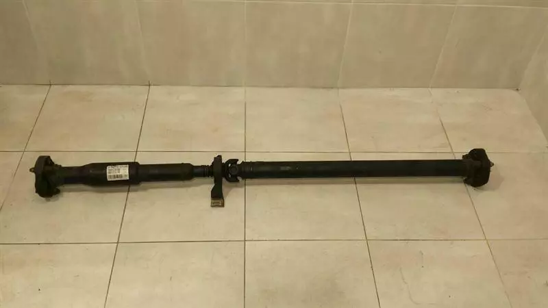 MERCEDES E Class W212 Propshaft A2124106106 Kardanwelle 4Matic