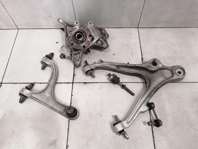 McLaren 720S Right Rear Hub 14BA024CP Radlagergehäuse Hinten Rechts SATZ KNUCKLE