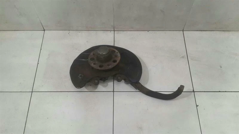 MERCEDES SL R230 Left Front Hub A2113306420 Radlagergehäuse Vorne Links M113