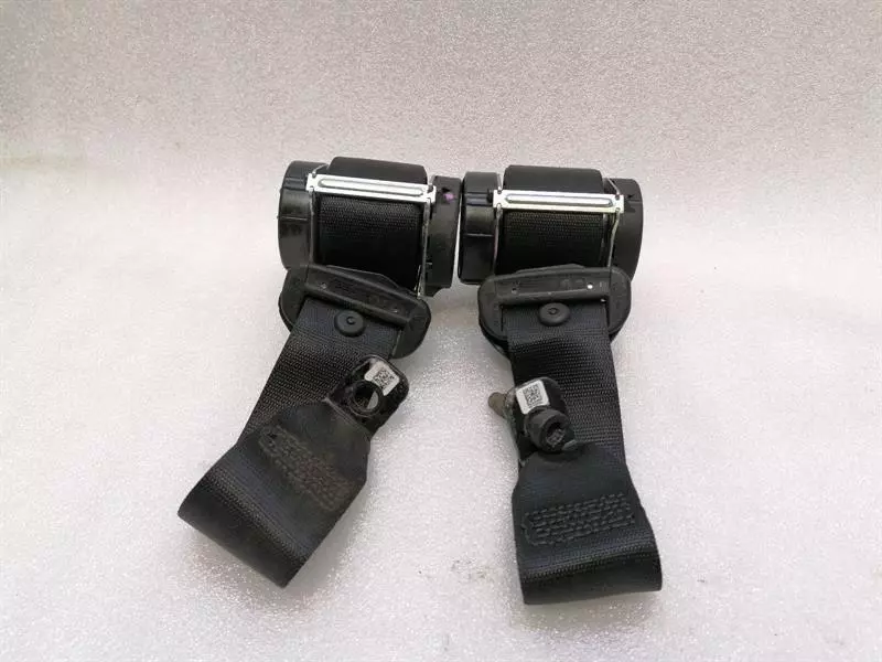 PORSCHE 911 991 Rear seat belt set 99180303504 Sicherheitsgurt Gurt Hinten satz