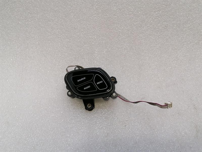 ASTON MARTIN RAPIDE AMR Radio Switch CD33-70445-BD Schalter