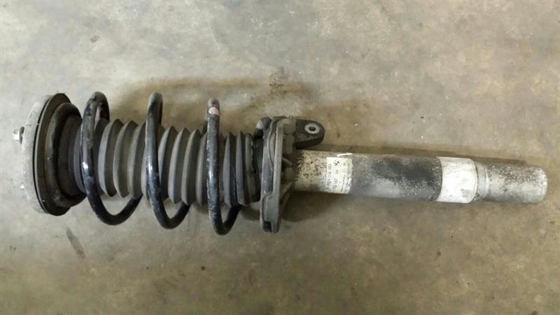 BMW 7er E65 E66 Front left shock absorber 31316753187 Vorne links Stoßdämpfer