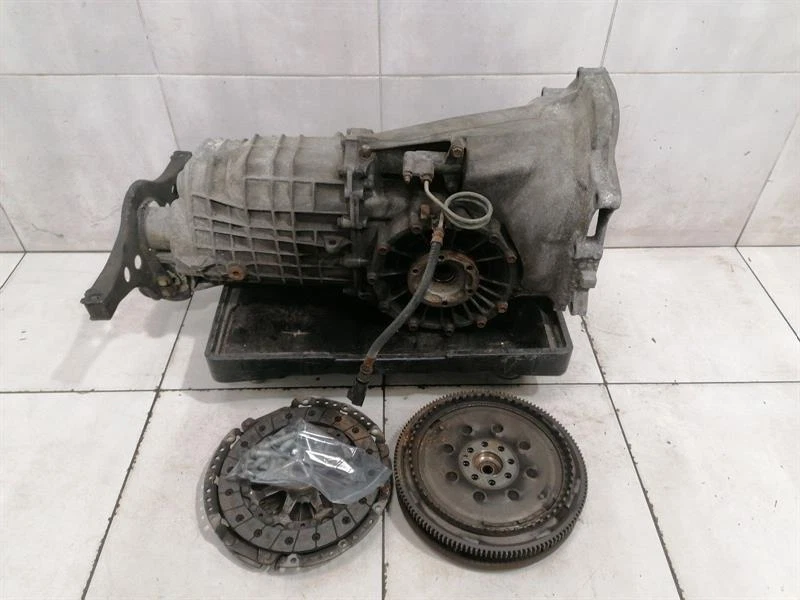 PORSCHE 911 996  Gearbox G9600 Getriebe  6-SPEED MANUAL TRANSMISSION
