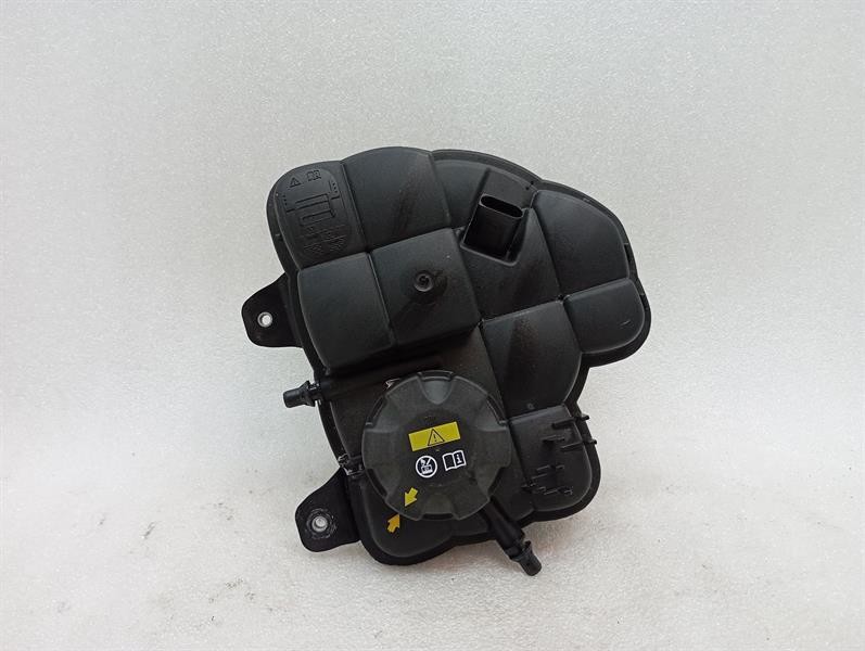 BMW 8 18--25 G16 M8 Gran Coupe Coolant Tank 7889451 Ausgleichbehälter Kühlwasser