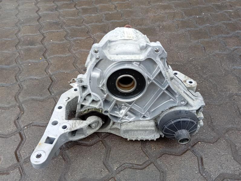 BMW 7 series G11 Transfer Box 8485036 Verteilergetriebe