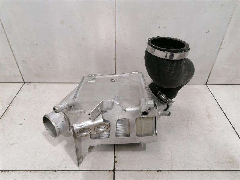 McLaren 570S Spider  Intercooler 13F0302CP Ladeluftkühler