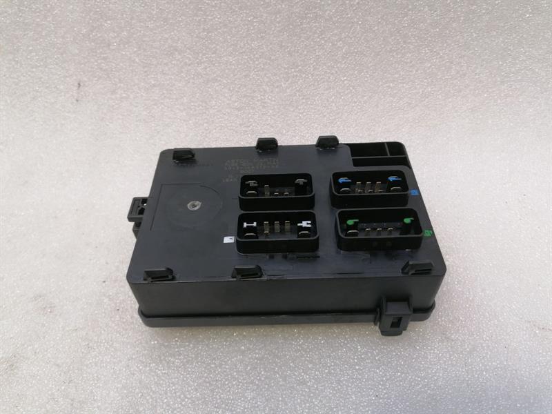 ASTON MARTIN DB9 COUPE Fuse Box 4G43-14A073-AF Sicherungskasten