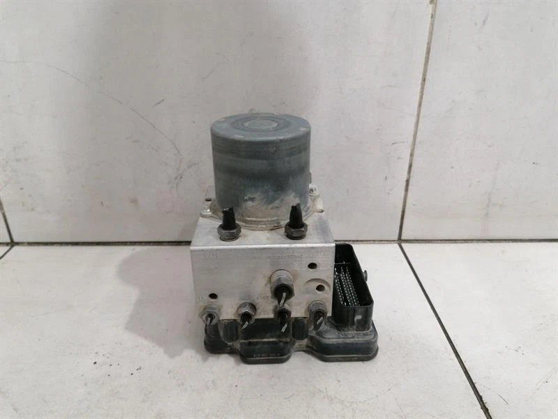 PORSCHE TAYCAN 9J A.B.S Pump 9J1614095R ABS Pumpe HYDRAULIKBLOCK - Image 2