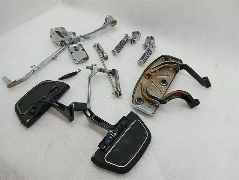 HARLEY-DAVIDSON WILLIE G SKULL FOOTBOARD 50621-79A Fußstütze FMMT216-123-BK - Image 5