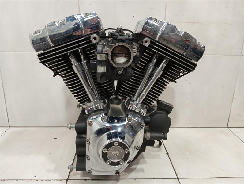 2016 HARLEY-DAVIDSON ROAD GLIDE FLTRXS Engine 103Ci MOTOR TWIN CAM 19678-16A