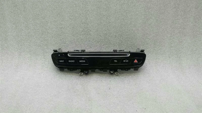 MERCEDES C Class W205 CD Player Switch A2059053601 Audio Schalter