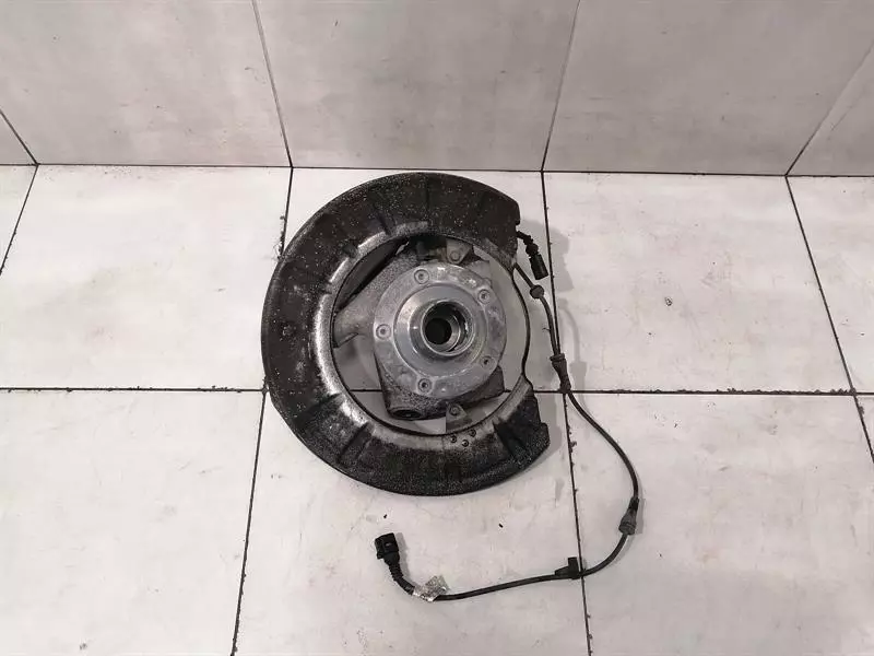 PORSCHE 911 991 TURBO Left Front Hub 99134165724 Radlagergehäuse Vorne Li PCCB - Image 2