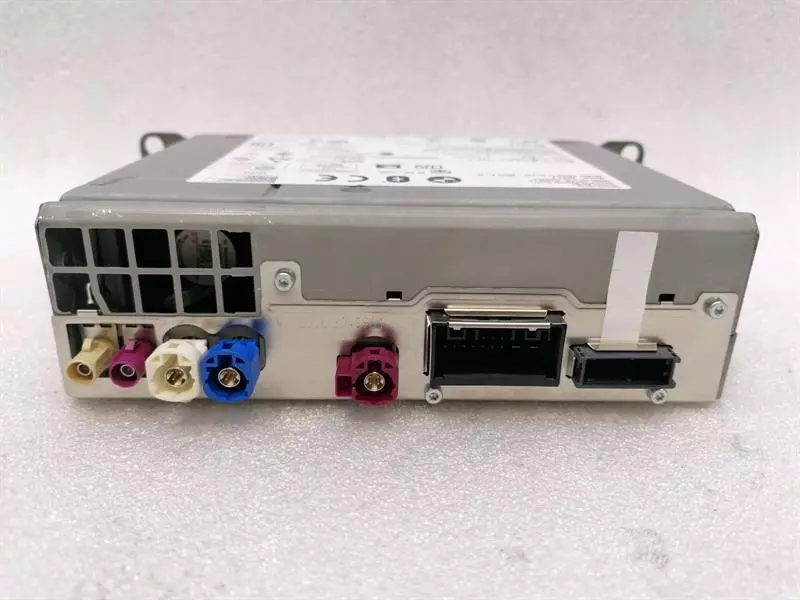 BMW iX3 G08 CD player 652CI5A4FD61 Audiosystemkontroller Head Unit - Image 3