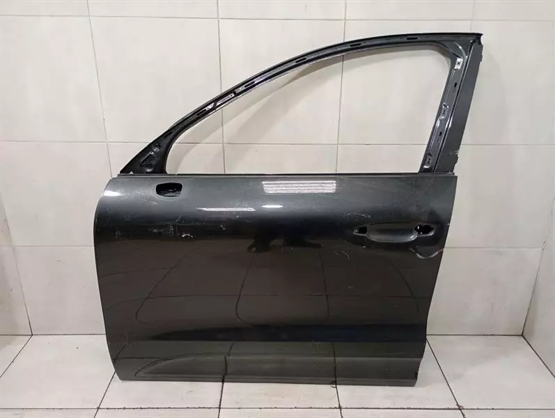 PORSCHE MACAN 95B Left Front Door 95B831021 Tür Vorne Links