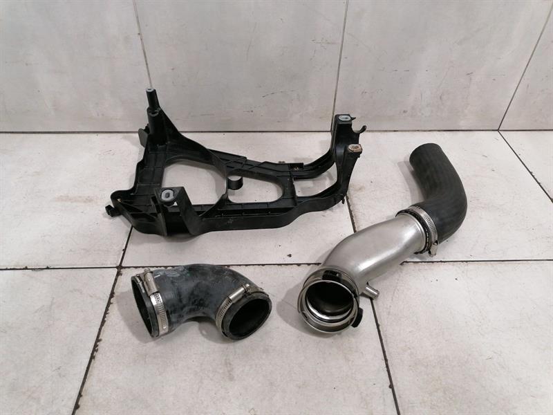 PORSCHE BOXSTER 718  Intercooler HOLDER  982145621A Ladeluftkühler HALTER