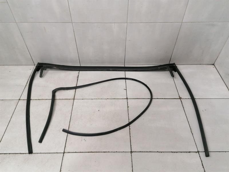 McLaren 570S Spider  ROOF Seal  13AA552SP DACH Dichtungen WINDSCREEN