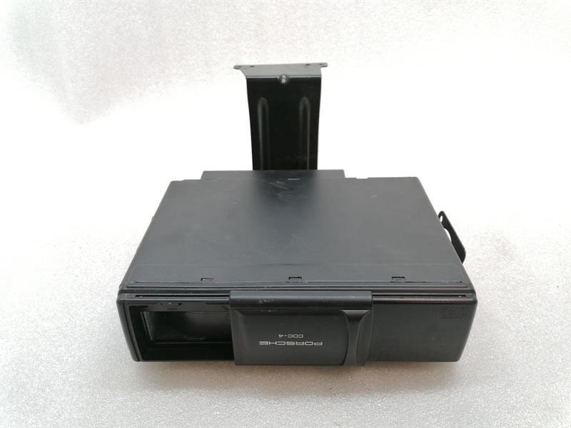 PORSCHE BOXSTER 986 CD changer 99664513000  CD-Wechsler