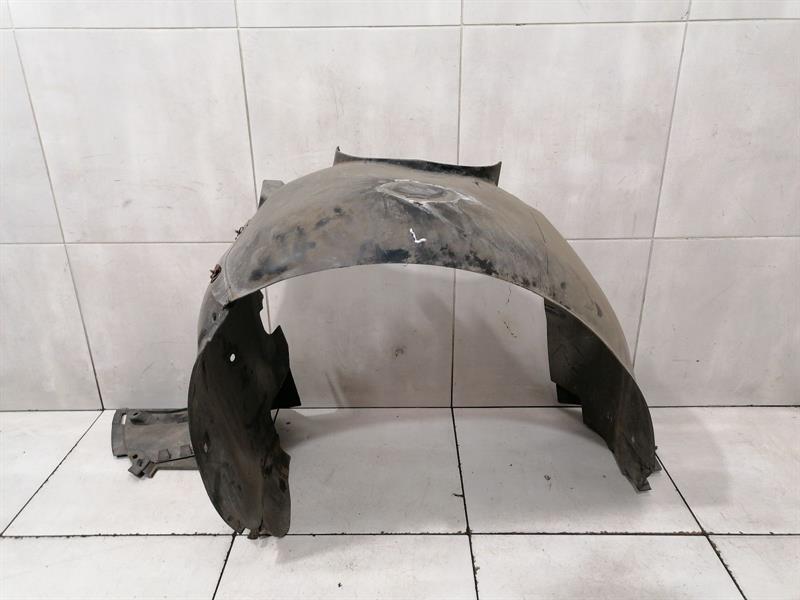 PORSCHE 911 996 Front Left Arch Plastic 99650410300 RADLAUFABDECKUNG Vorne Links