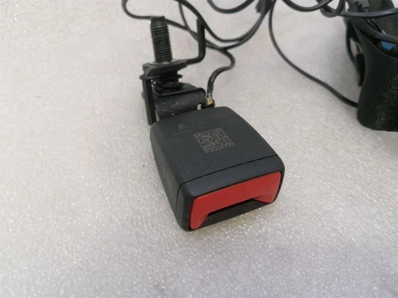 PORSCHE TAYCAN 9J Rear Belt Buckle set 9J1857753B Gurtschloss Hinten Satz - Image 5