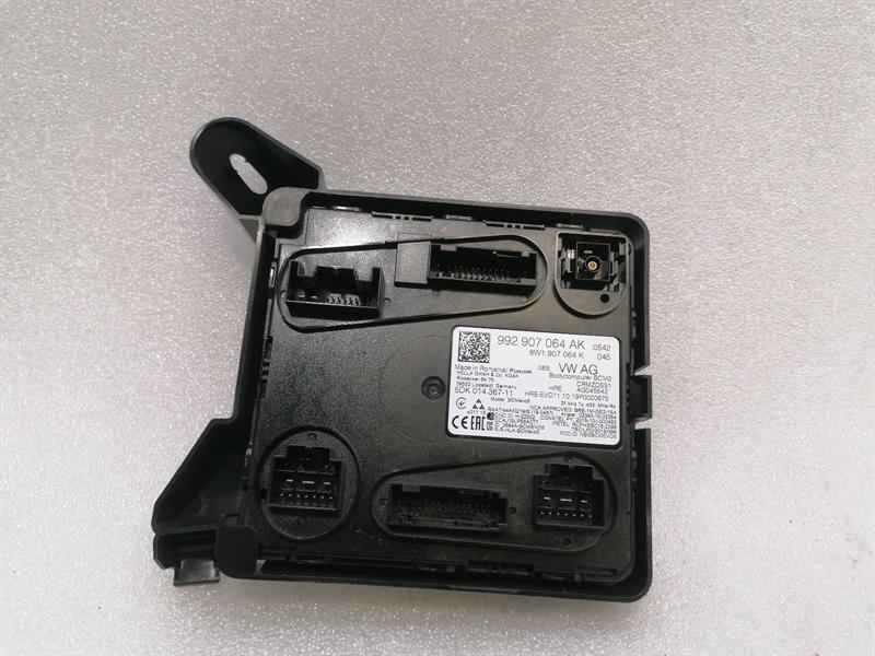 PORSCHE 911 992 Electronic module 992907064AK Steuergerät BCM BODY