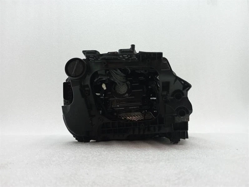 PORSCHE TAYCAN 9J Left Headlight 9JA941059G DEFECT Scheinwerfer Links Beschädigt - Image 5