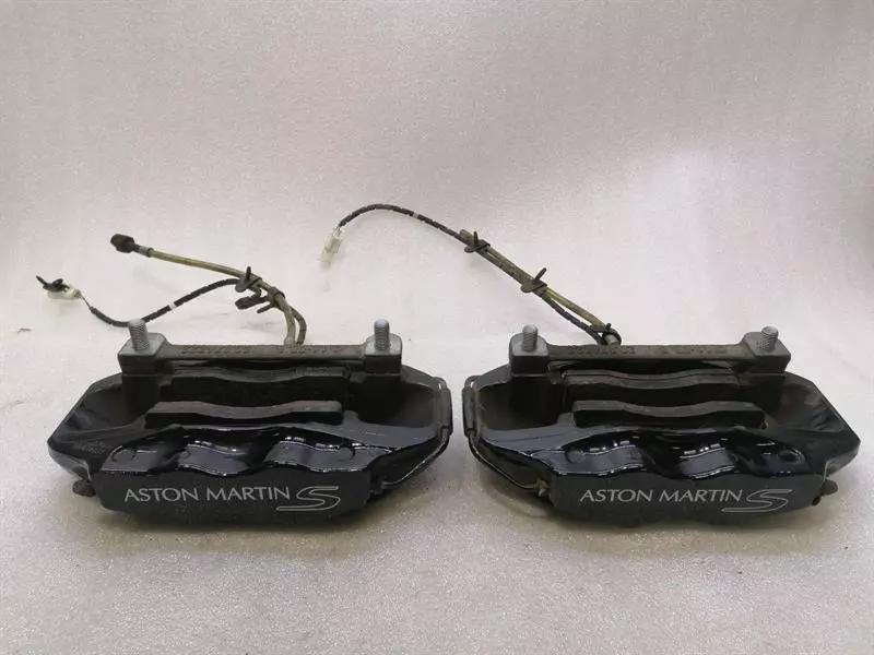 ASTON MARTIN DBS V12 Rear caliper set 8D33-2C465-CA Bremssattel Hinten BREMBO - Image 6