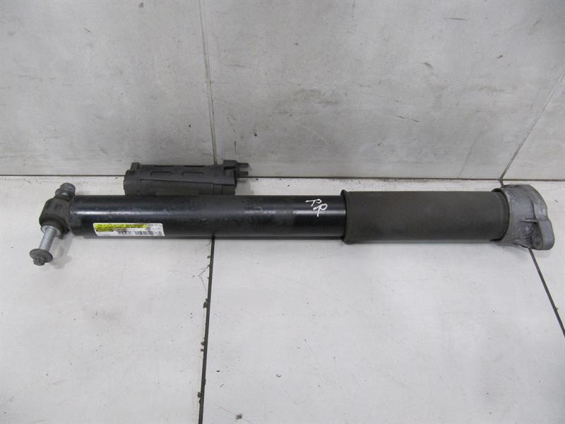 MERCEDES C63 AMG W205 Shock Absorber Rear A2053202300 Stossdämpfer Hinten EDC