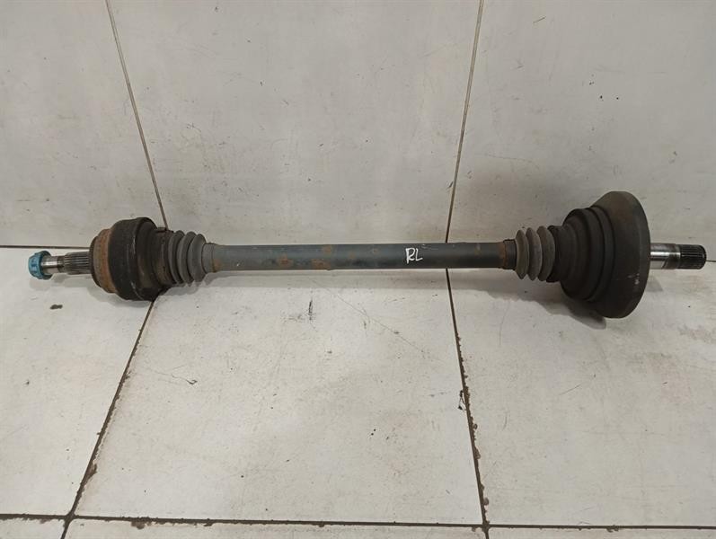 MERCEDES C63 AMG W205 Left Rear Drive Shaft A2053503718 Antriebswelle Hinten Li