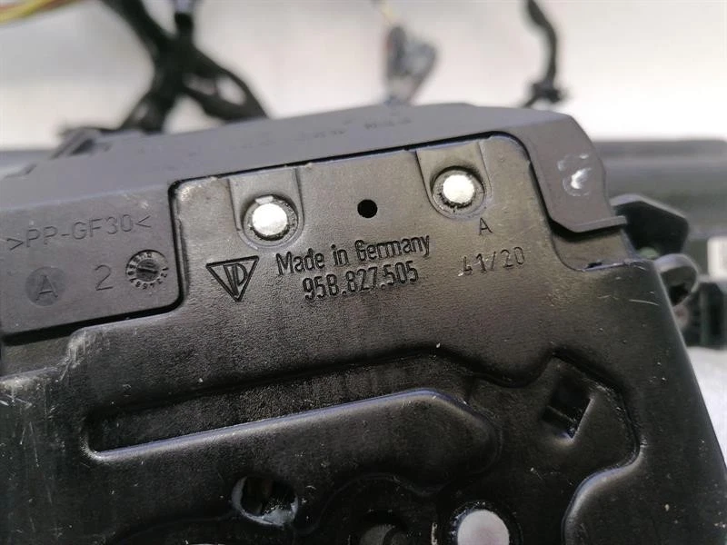 PORSCHE MACAN 95B Boot lid strut set 95B827851F Gasdruckdämpfer Heckklappe - Image 4