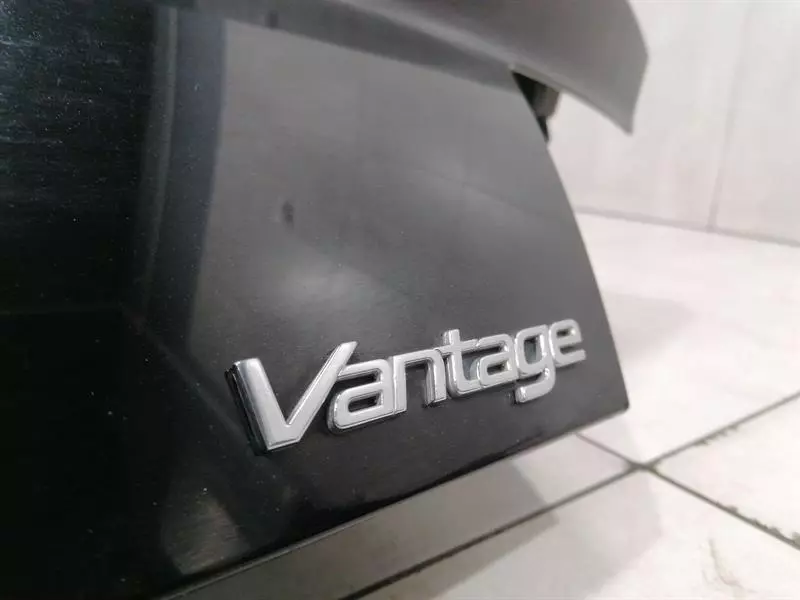 ASTON MARTIN VANTAGE V8 Boot Lid 8G33-40110-AA Heckklappe - Image 5