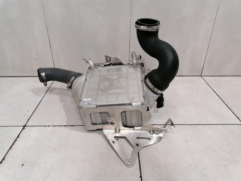 McLaren 570S Spider  Intercooler 13F0303CP  Ladeluftkühler